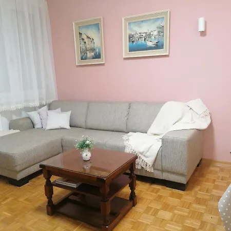 Karla Apartment