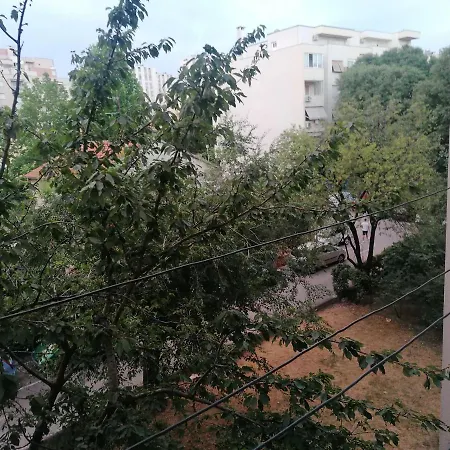 Apartament Karla *